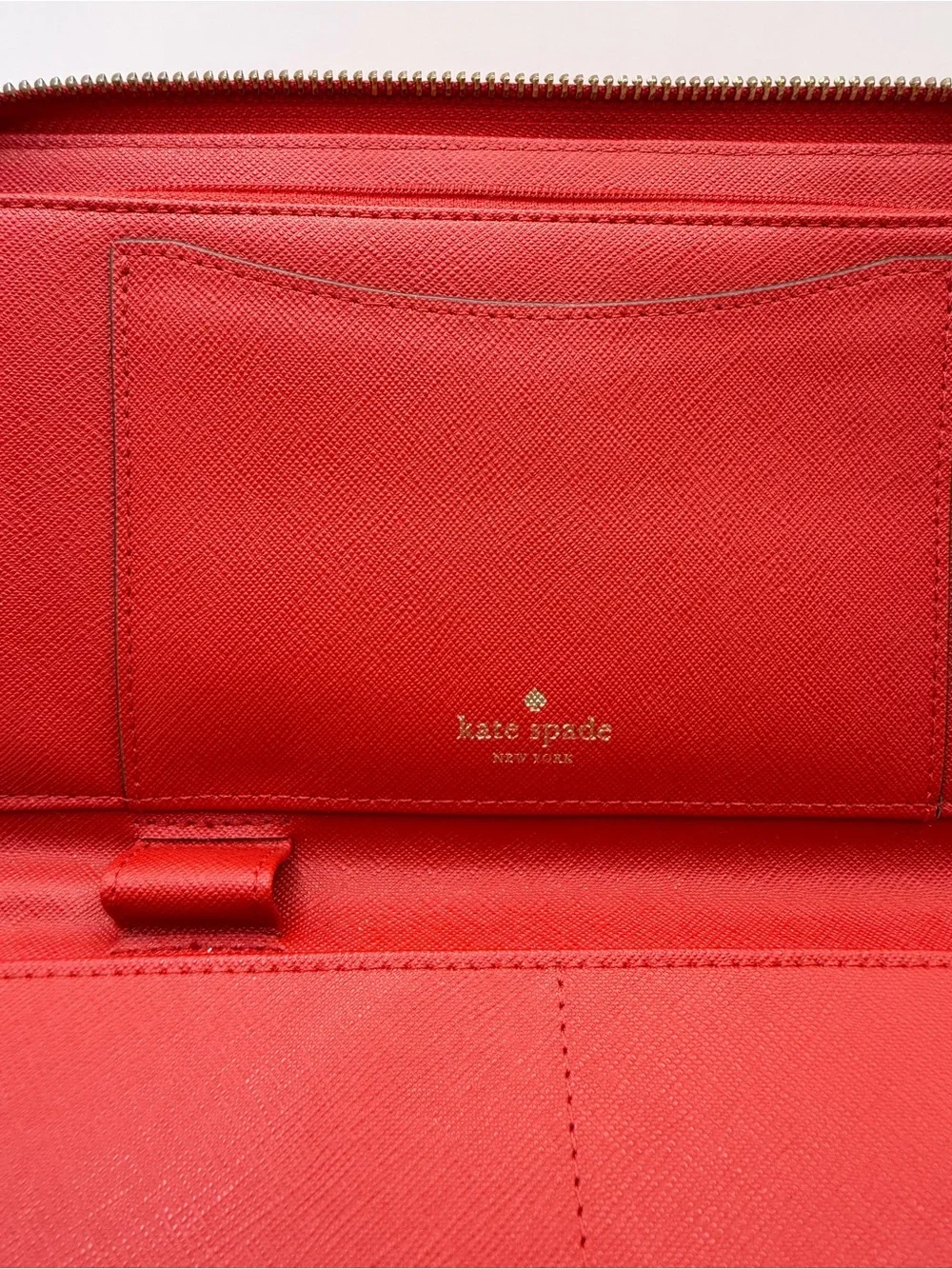 Kate Spade New York red Saffiano leather extra large zipper round wallet